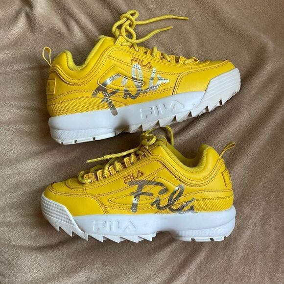 FILA DISRUPTOR II Script Athletic Shoes Yellow Women's Size 4 - Picture 1 of 10